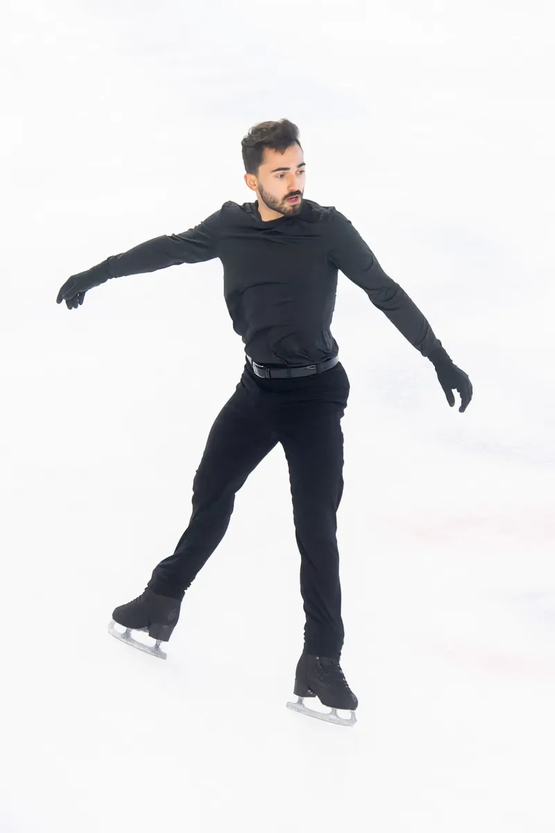 Kevin Aymoz (patinage artistique) : « un sport qui me permet de libérer mon coeur! »